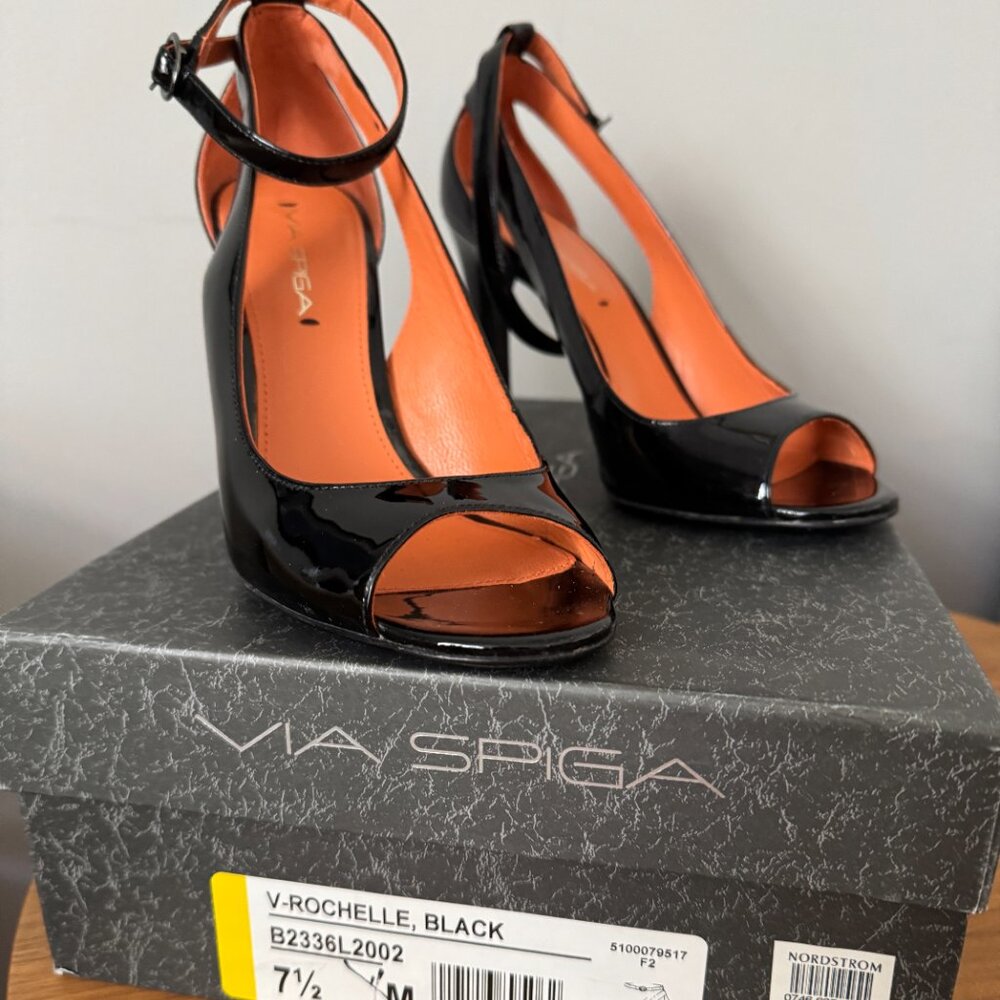 Pretty Patent Leather Open Toe Heels - 7.5